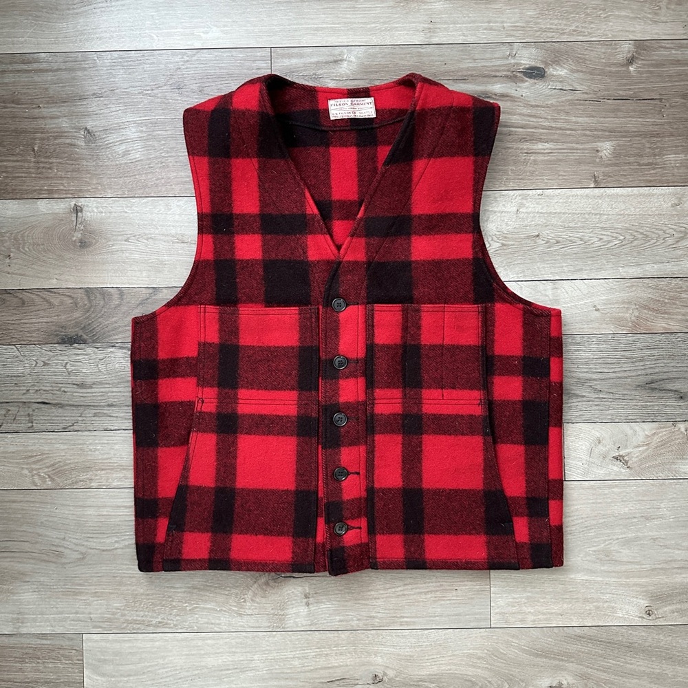 Filson Mackinaw Wool Vest - Fits Medium Red-Black Plaid